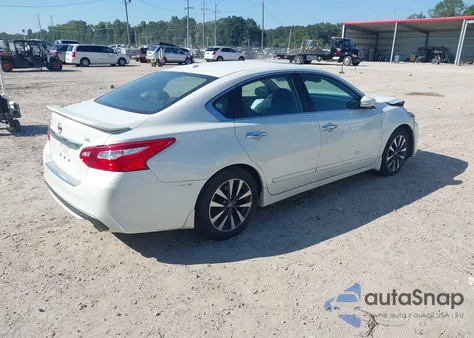 2017 Nissan Altima 2.5 Sl z USA, uszkodzony, nr VIN 1N4AL3AP3HC230124